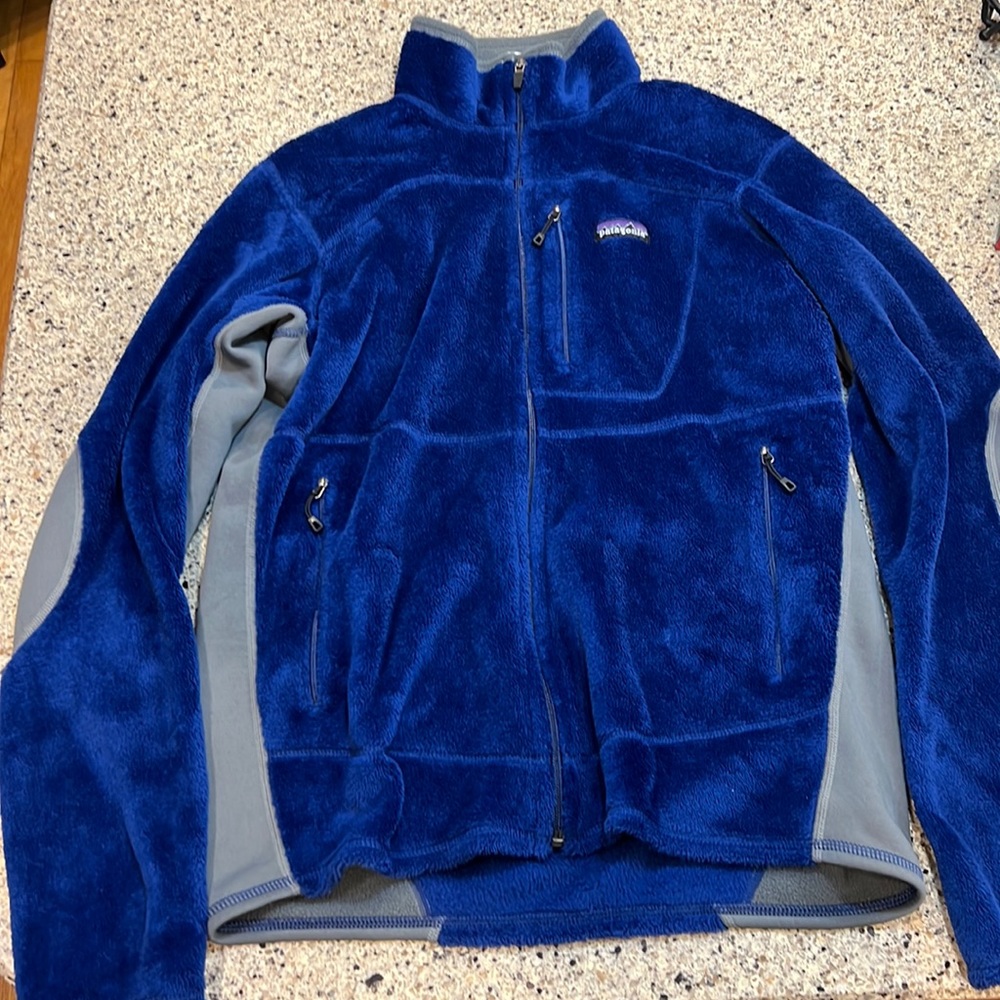 Blue Patagonia fleece zip up